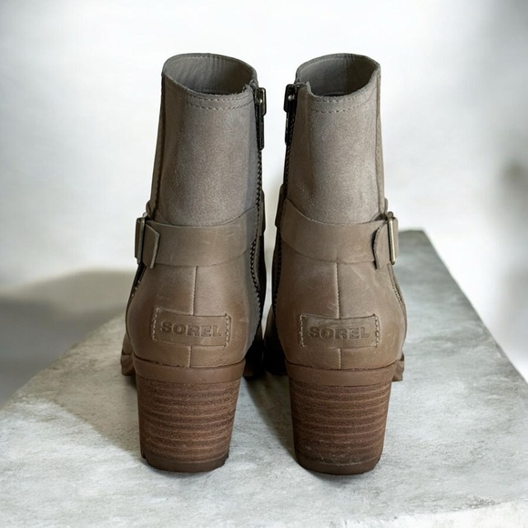 Sorel Women's Cate Buckle Camel Brown Suede Ankle Boots w Block Heel. Size 8! - Picture 7 of 10